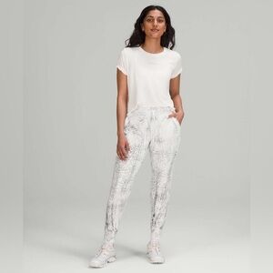 Lululemon‎ Warm Down Jogger Thread Dye 7/8 Length Size 4